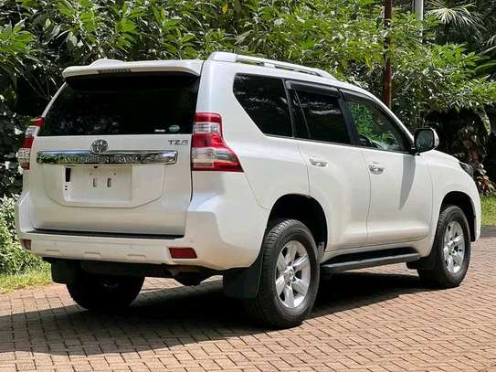 2015 Land cruiser Prado TZG image 14