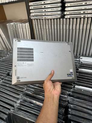 Lenovo T14sI7-10th ,16gb-512gb image 2