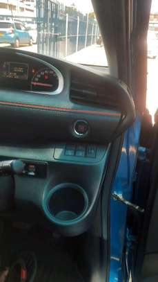Toyota Sienta Blue Hybrid 2019 2wd image 9