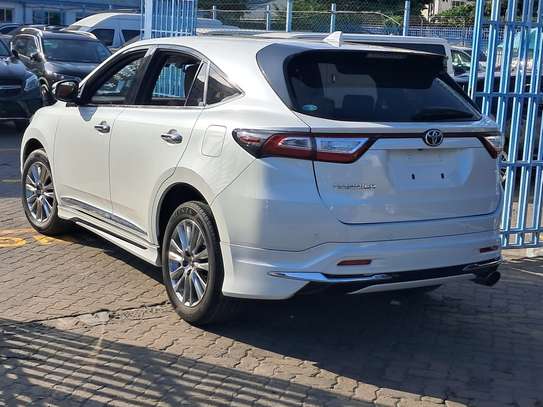TOYOTA HARRIER DOUBLE SUNROOF image 4