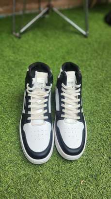 Black squad sneakers image 3