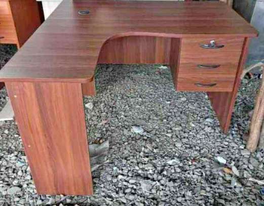 Executive and durable l-shaped office desks image 4