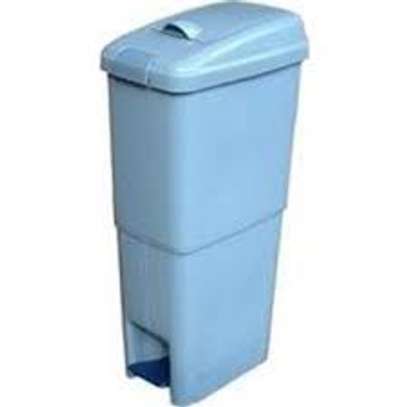 20 litre Sanitary bins (BLUE & WHITE) image 2