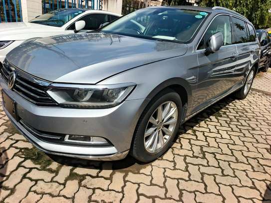 Volkwagen Passat  silver image 9