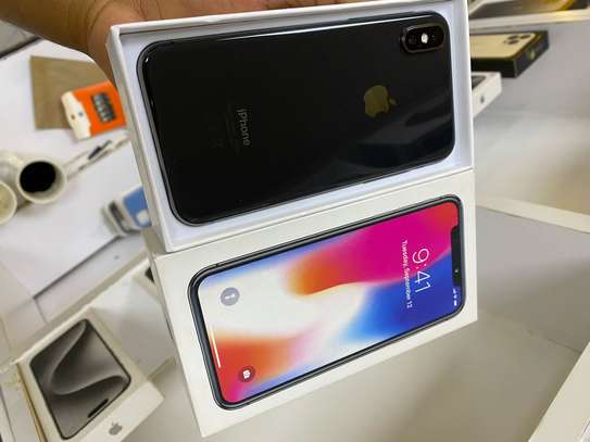iPhone X 256GB image 3