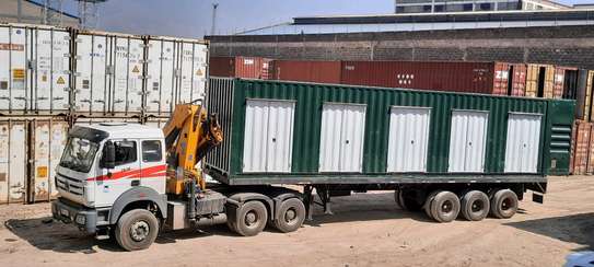 Shipping Container Stalls 40FT image 11