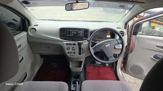 Daihatsu Mira KDH image 3