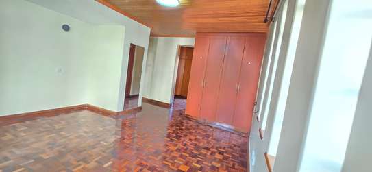 5 Bed Townhouse with En Suite at Lavington image 10