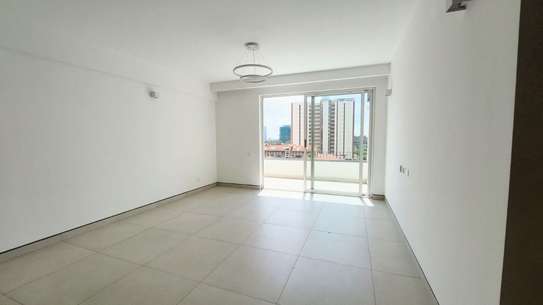 2 Bed Apartment with En Suite in Kilimani image 2