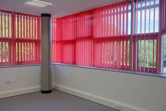 HIGH QUALITY OFFICE BLINDS image 2