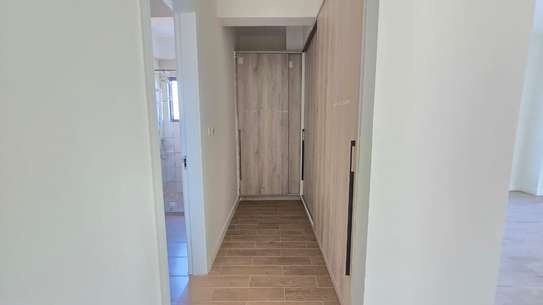 1 Bed Apartment with En Suite in Lavington image 4