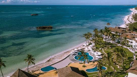 2 Bed Villa with En Suite at Tembo Court image 1