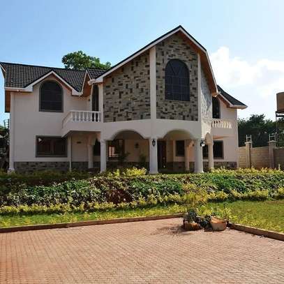 5 Bed Townhouse with En Suite at Lower Kabete image 3