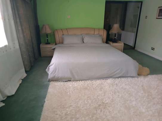 An elegant 5 bedroom maisonette available for rent in Karen image 11