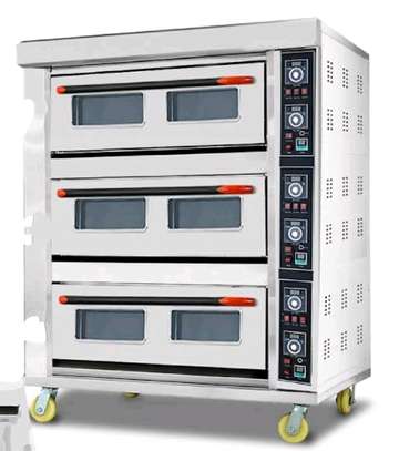 Available brand new 3 desk commercial electric oven image 3