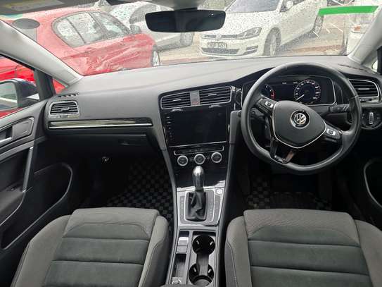 Volkswagen golf variant image 2