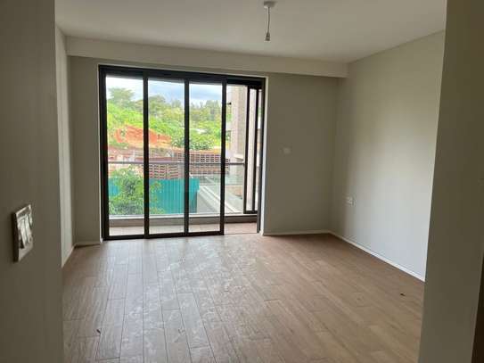 1 Bed Apartment with En Suite at Redhill image 3