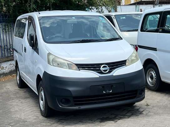 NISSAN NV200 image 6