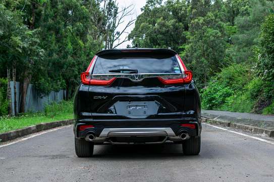 Honda CR-V Black color Hybrid 2018 model fully loaded image 2
