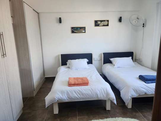 Furnished 3 Bed Apartment with En Suite at Lantana Road image 8