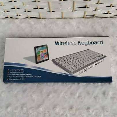 wireless bluetooth keyboard image 2