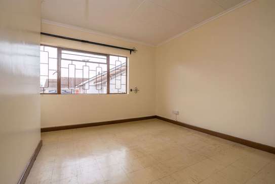 3 Bed Townhouse with Garage in Langata image 15