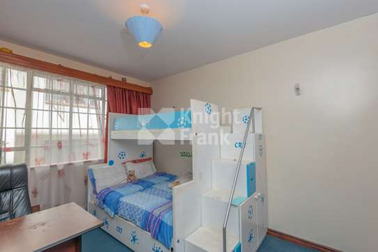 3 Bed Apartment with Parking at Masanduku Lane image 6