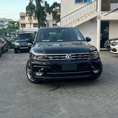 Volkswagen tiguan R-line black  2016 image 1