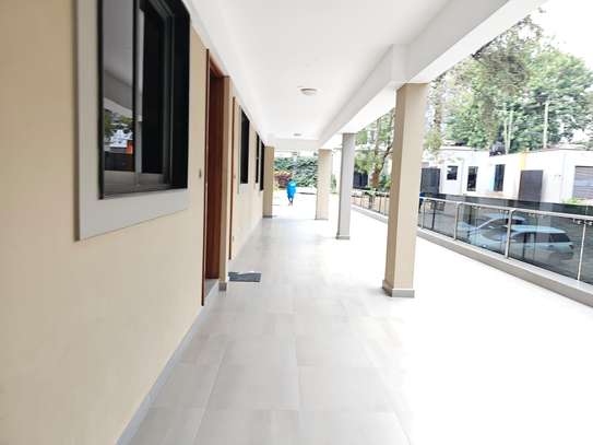 2 Bed Apartment with En Suite in Westlands Area image 13