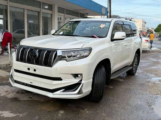 Toyota land cruiser Prado TZG diesel image 2