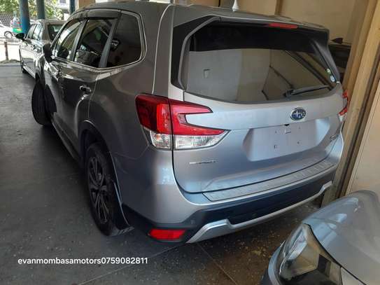 Subaru forester e boxer 2018model image 5