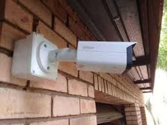 Burglar Alarm Servicing,Call / Door Entry,CCTV Installation image 3