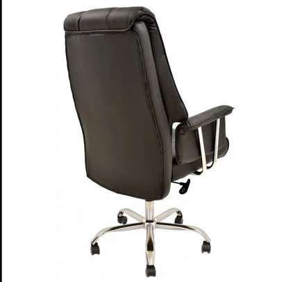 Directors Executive Office Chair image 2
