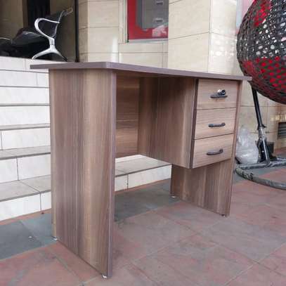 3 Drawer Lockable Home Office Desk image 12
