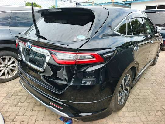 Toyota Harrier Turbo image 10