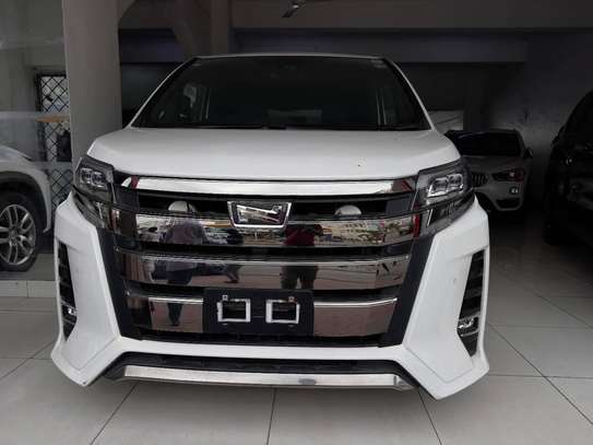 Toyota Noah wxb 2019 image 11