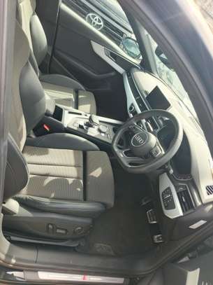 Audi A4 image 9