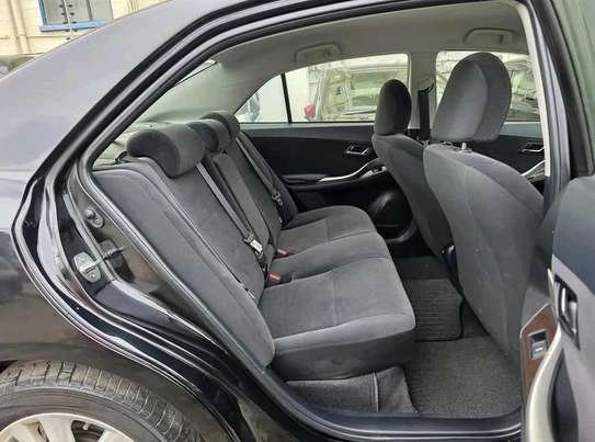 Toyota Allion image 4