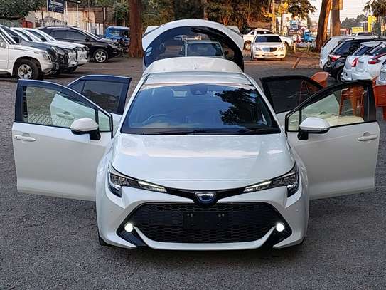Toyota Corolla sport white color fully loaded 2019 model. image 3