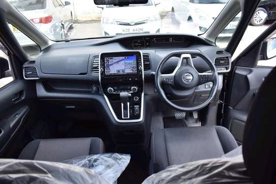 Nissan Serena highway Star 🌟🌟🌟 2018 image 6