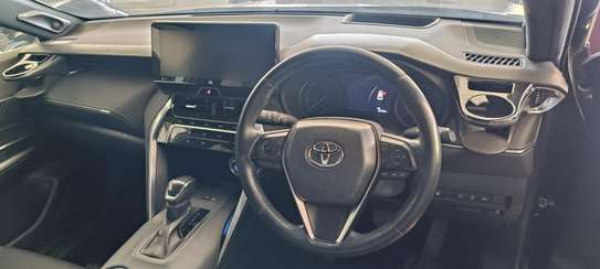 Toyota Harrier Premium sunroof 2020 image 6
