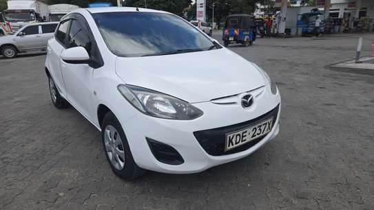 Mazda Demio image 2