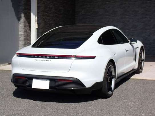 2021 PORSCHE TAYCAN TURBO S image 6
