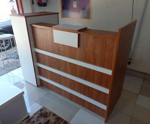 1400mm Wooden Reception Desk image 11