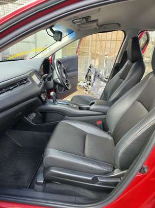 HONDA VEZEL 2019MODEL 2WD image 4
