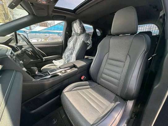 Lexus RX300 image 5