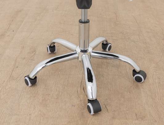 Office Chair:  Revolving Work Ergonomic Seat image 12