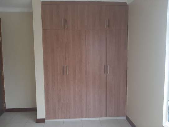 Serviced 2 Bed Apartment with Parking at Trans View Avenue image 8