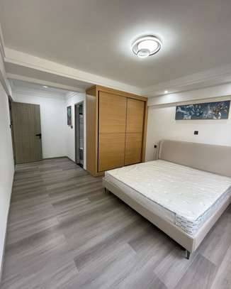 3 Bed Apartment with En Suite in Lavington image 5