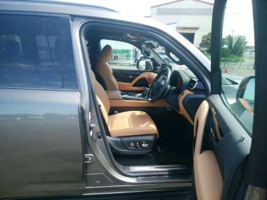 2022 Lexus LX600 image 7